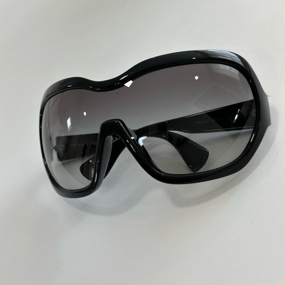 Prada Illusion runway FW11 mask sunglasses - Picture 2 of 10